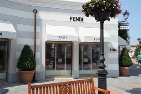 fendi scontato serravalle online